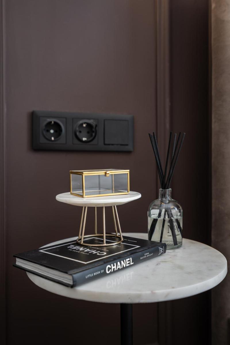 Timeless Boutique Suites by BQA - Housity