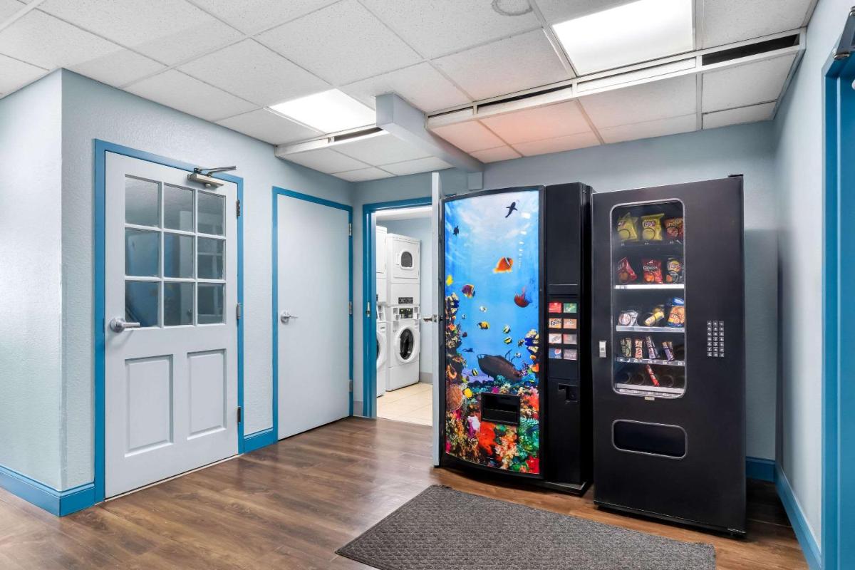 Suburban Studios Chattanooga Northeast - Ooltewah - Housity