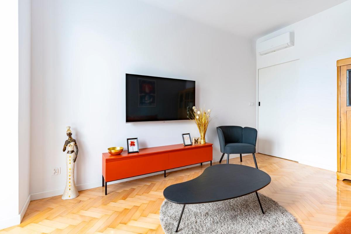 Palace of Culture view Apartment - Housity