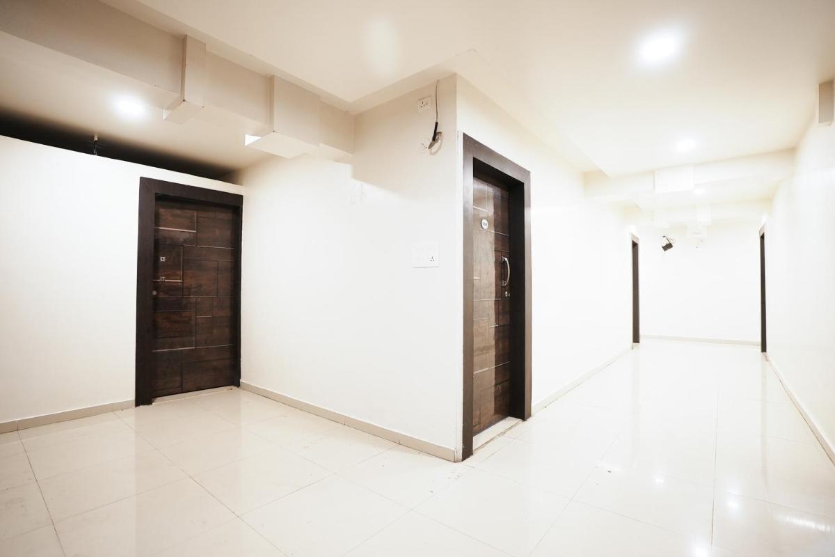 The White House - Housity