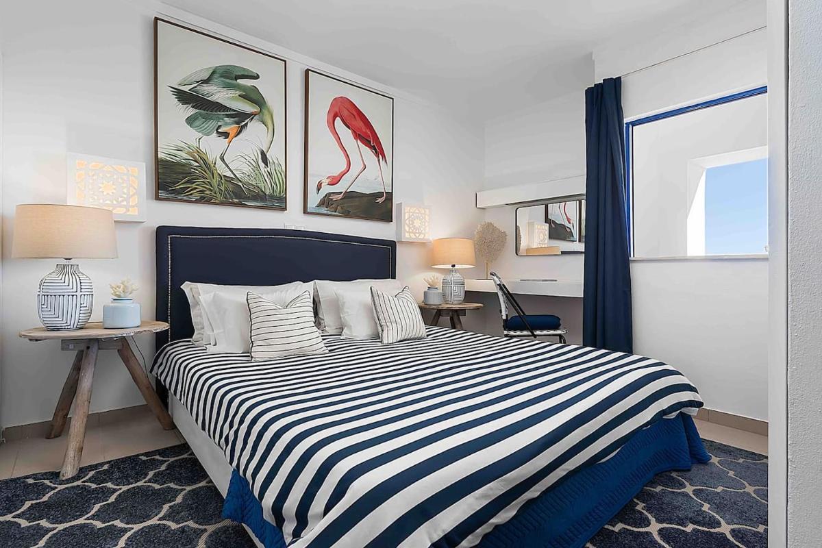 Stylish Apartment With View Praia Da Rocha - Housity
