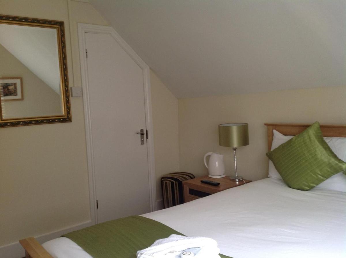 The Stag Enfield - Housity