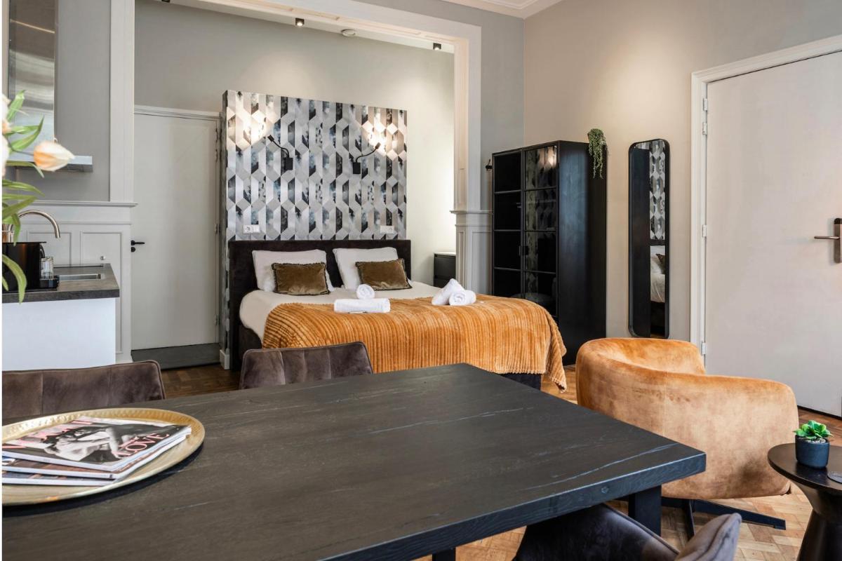 City Center Located City Villa Tilburg Alexander - Housity