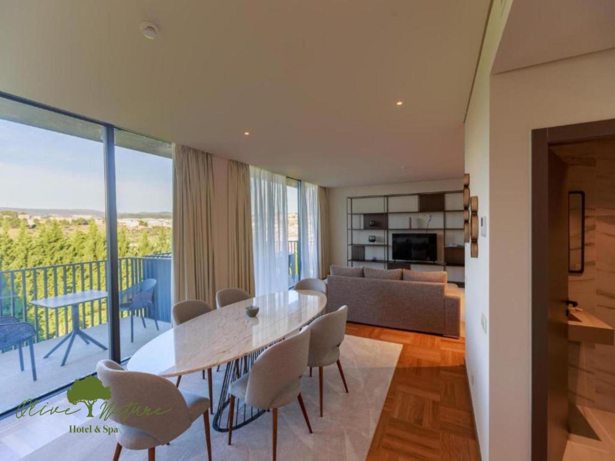 A cozinha ou kitchenette de Olive Nature Hotel & SPA - Quinta Valle de Passos