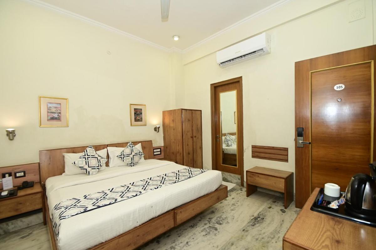 Hotel Yulia- Le Amour Inn - Housity
