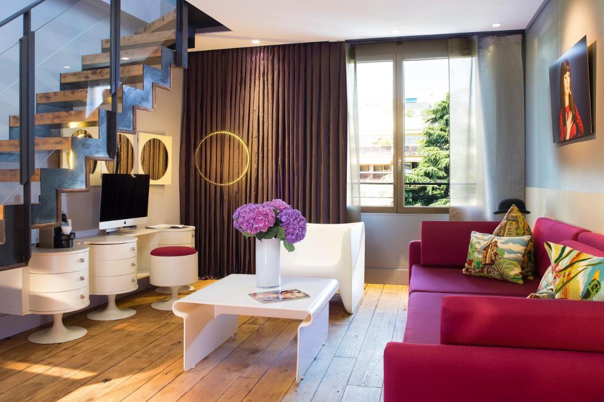 Coin salon dans l'établissement Hotel & Spa La Belle Juliette