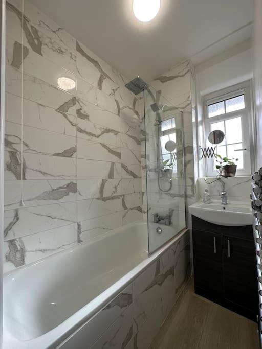 Suitetrails - London Bridge Apartment