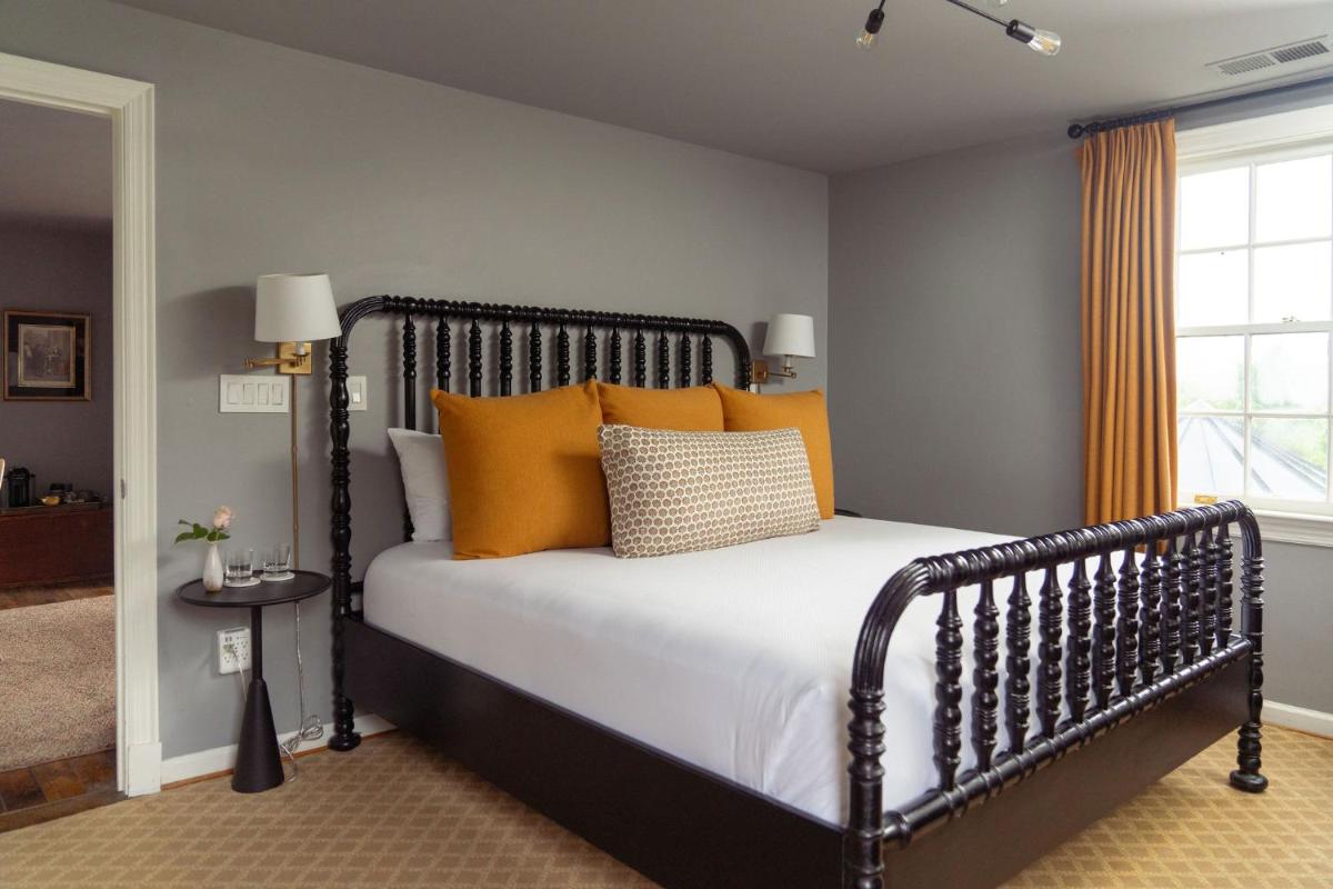 The Clifton - Housity