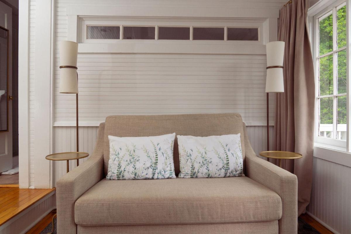The Clifton - Housity