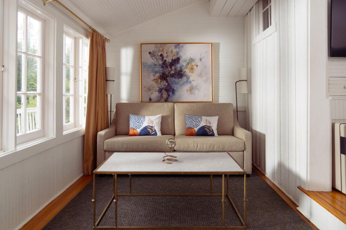 The Clifton - Housity