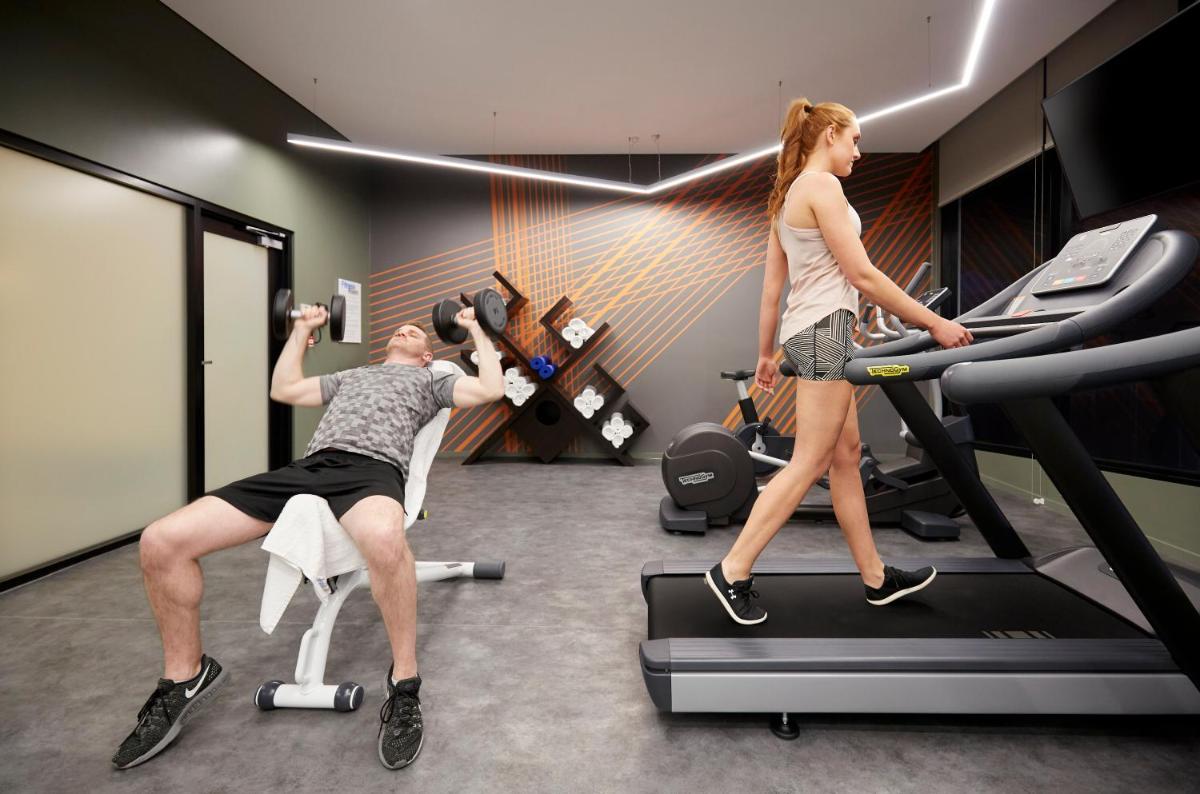 Suitetrails - Holiday Inn Express Adelaide City Centre, an IHG Hotel