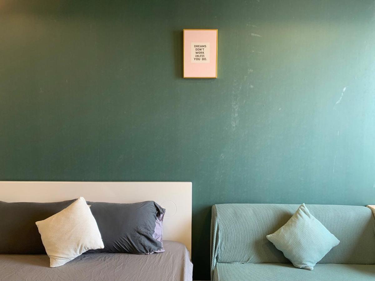Suitetrails - YourHome Saigon Apartment - Zenity D1