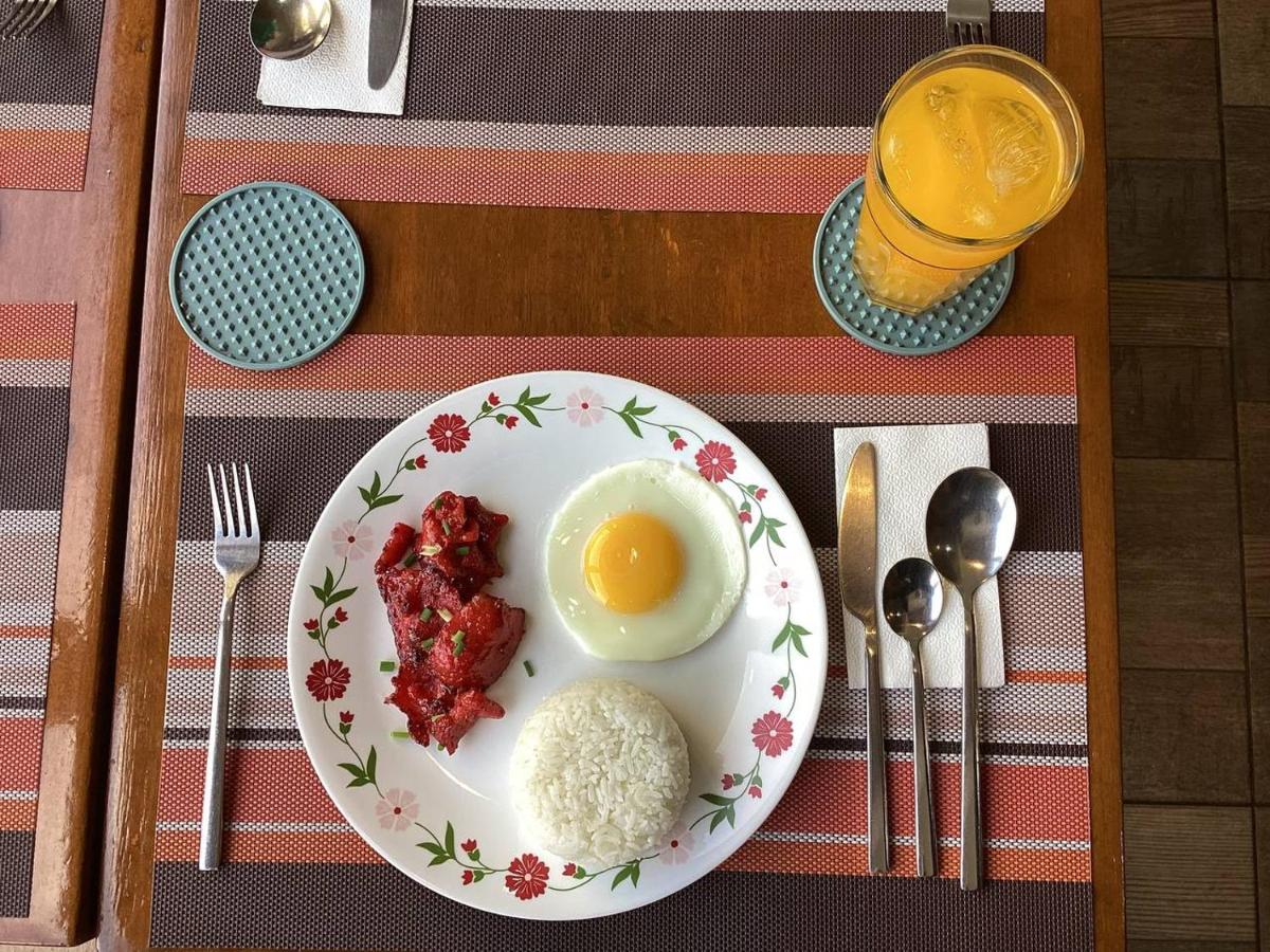 1775 Adriatico Suites - Housity