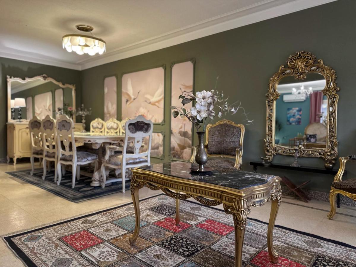 Suitetrails - Spacious, Luxurious 3-Bedroom Apartment in Nasr City for Families & Corporates