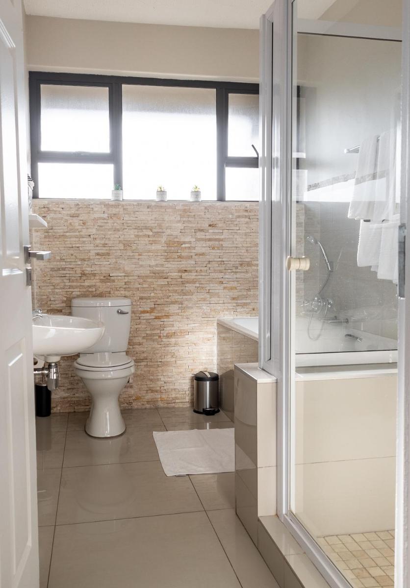 Suitetrails - Hillside Executive Accommodation