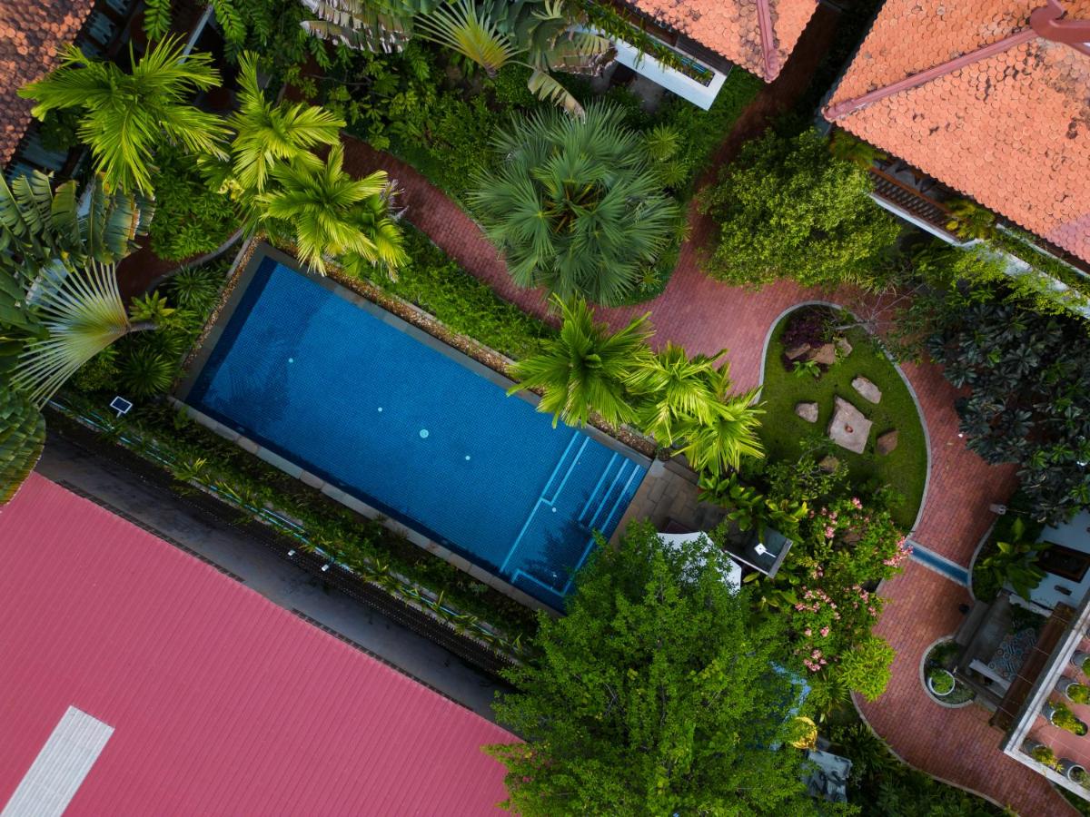 Golden Vishnu Villa - Housity