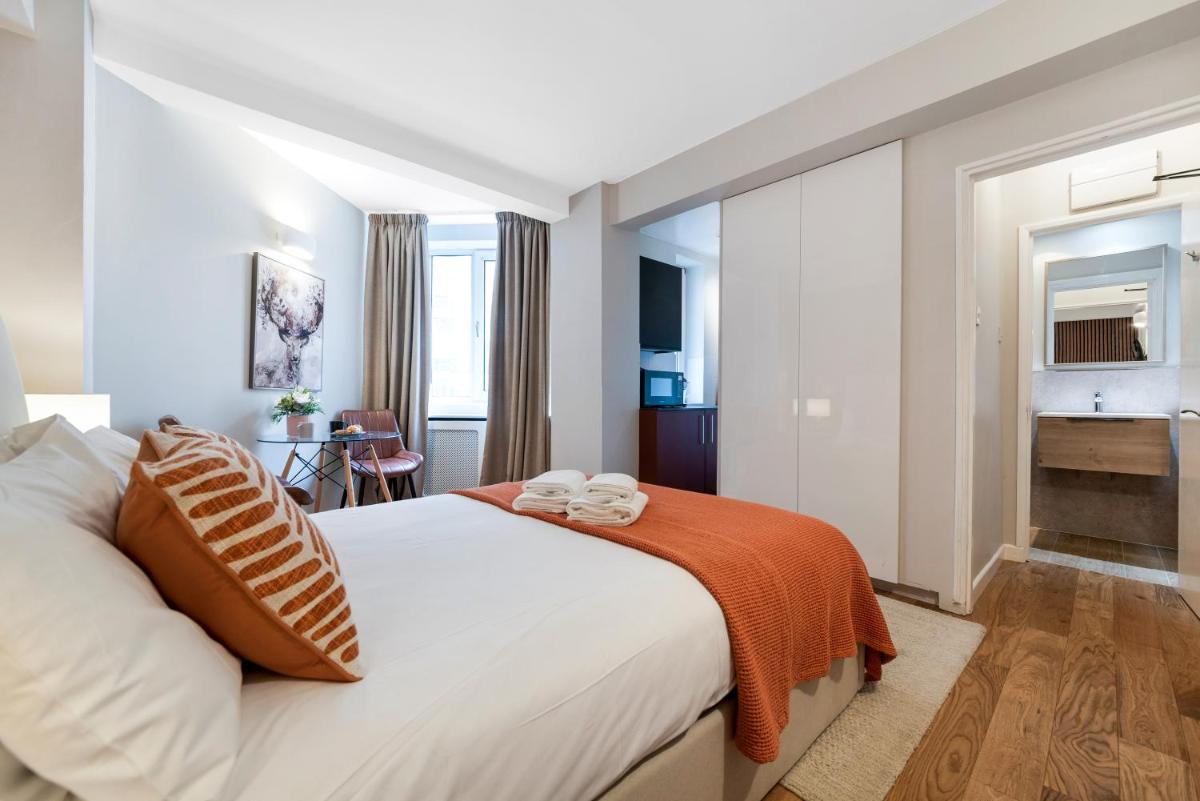 Elegant Apartment in Chelsea - Housity