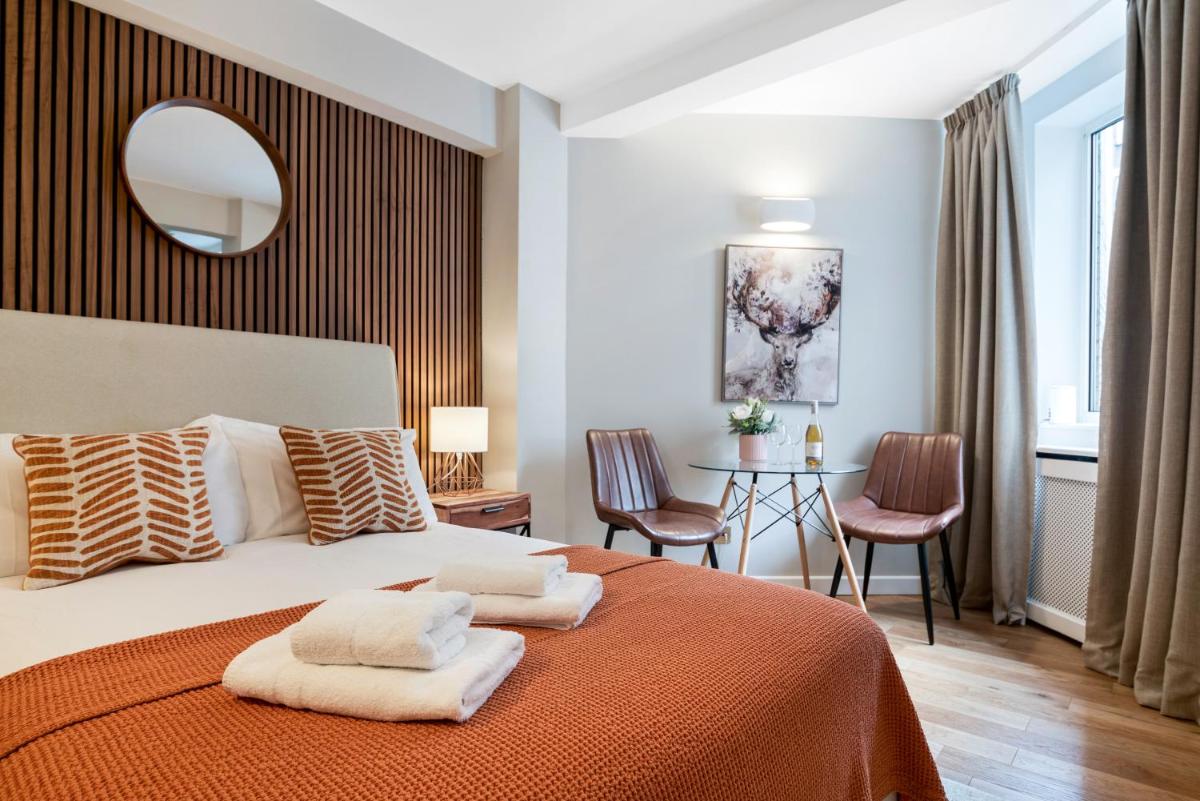 Elegant Apartment in Chelsea - Housity