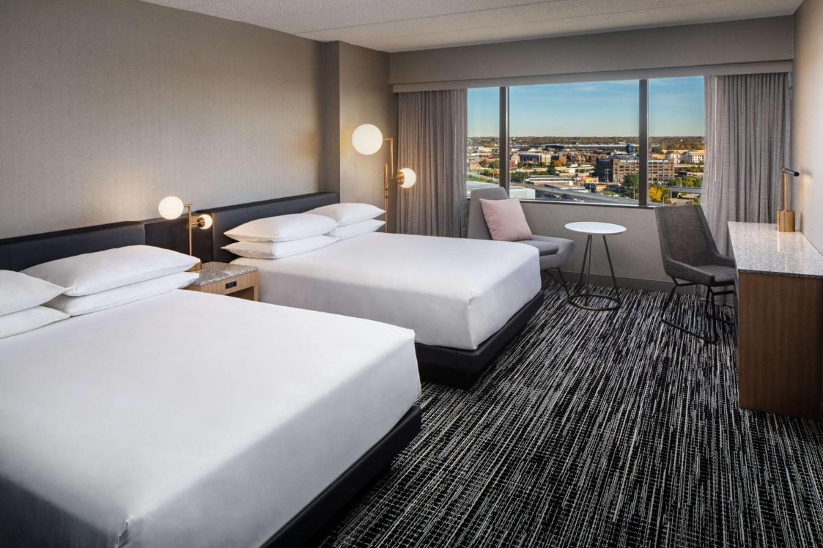 Hyatt Regency Columbus - Housity