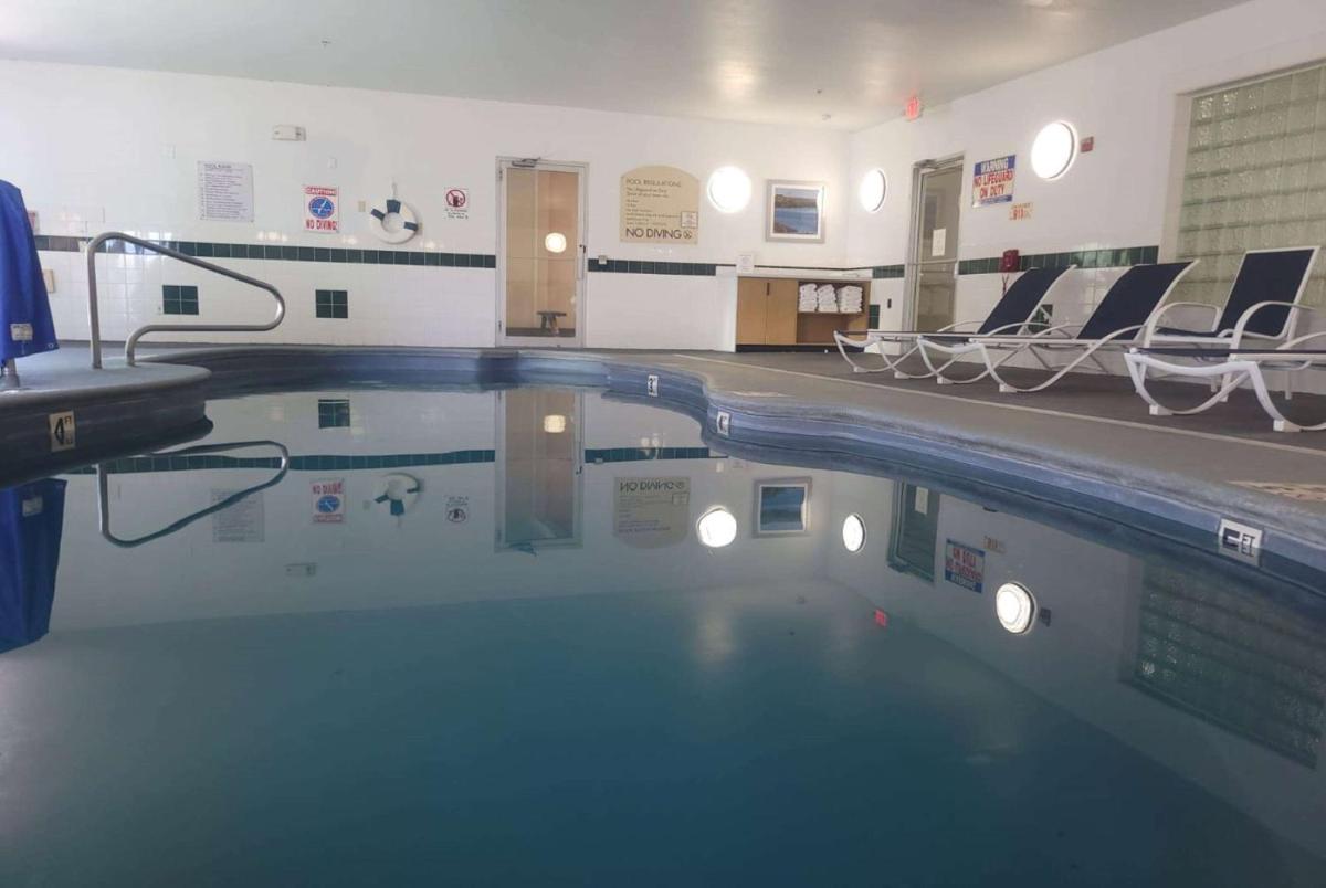 La Quinta by Wyndham Dalhart - Housity