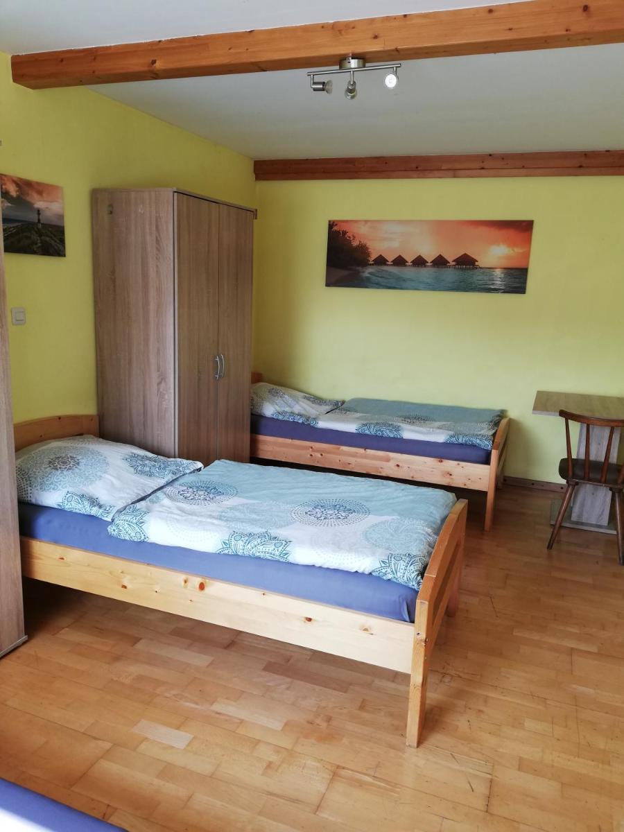 Wohnung für Arbeiter und Monteure bis 6 Personen Amberg - Housity