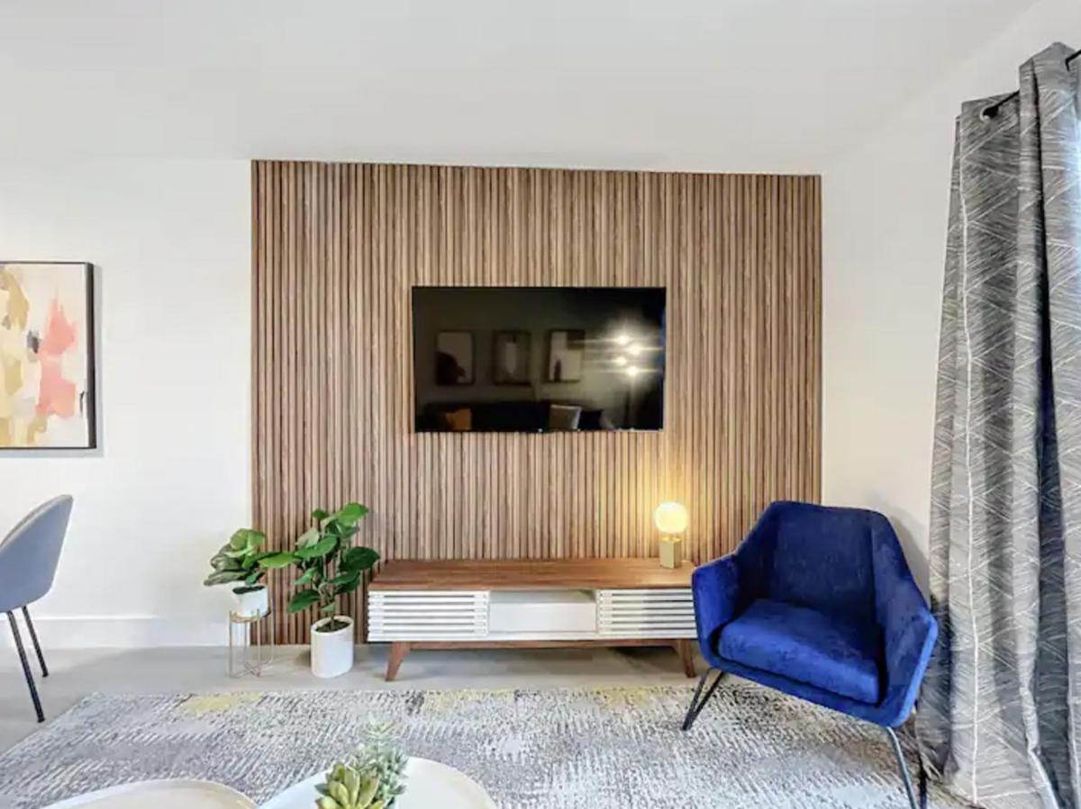 Cordova Arms By Rocketstay - Housity