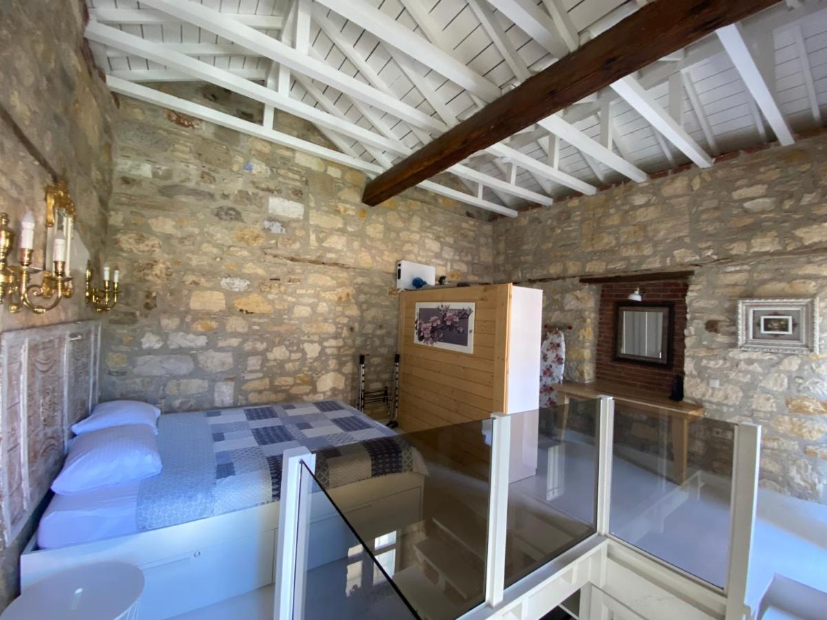 Özel tasarımlı TARİHİ TAŞ EV - Housity
