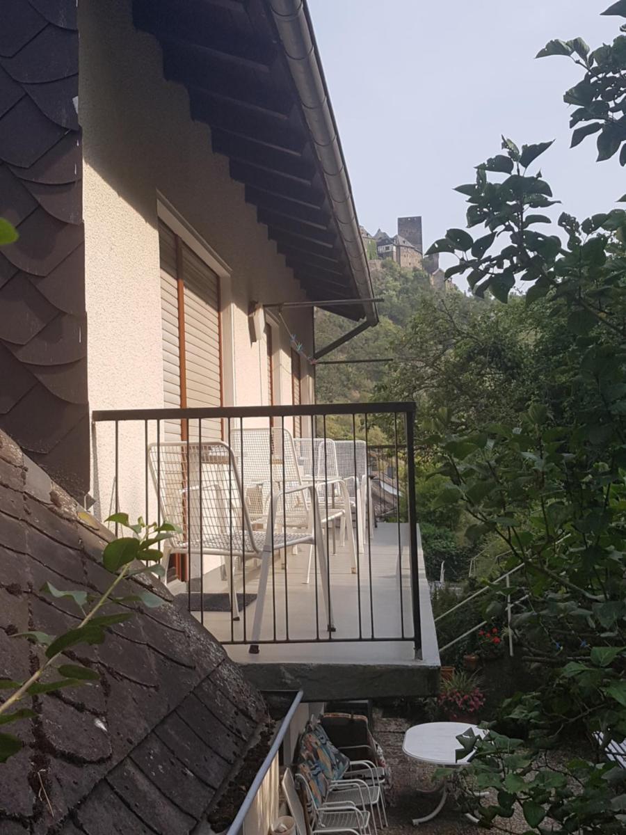 Gästehaus Karbach - Housity