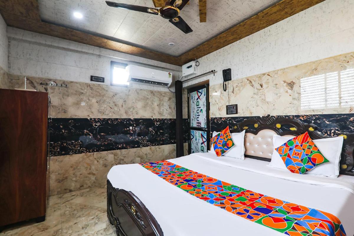 FabHotel Raghunandan Inn - Housity