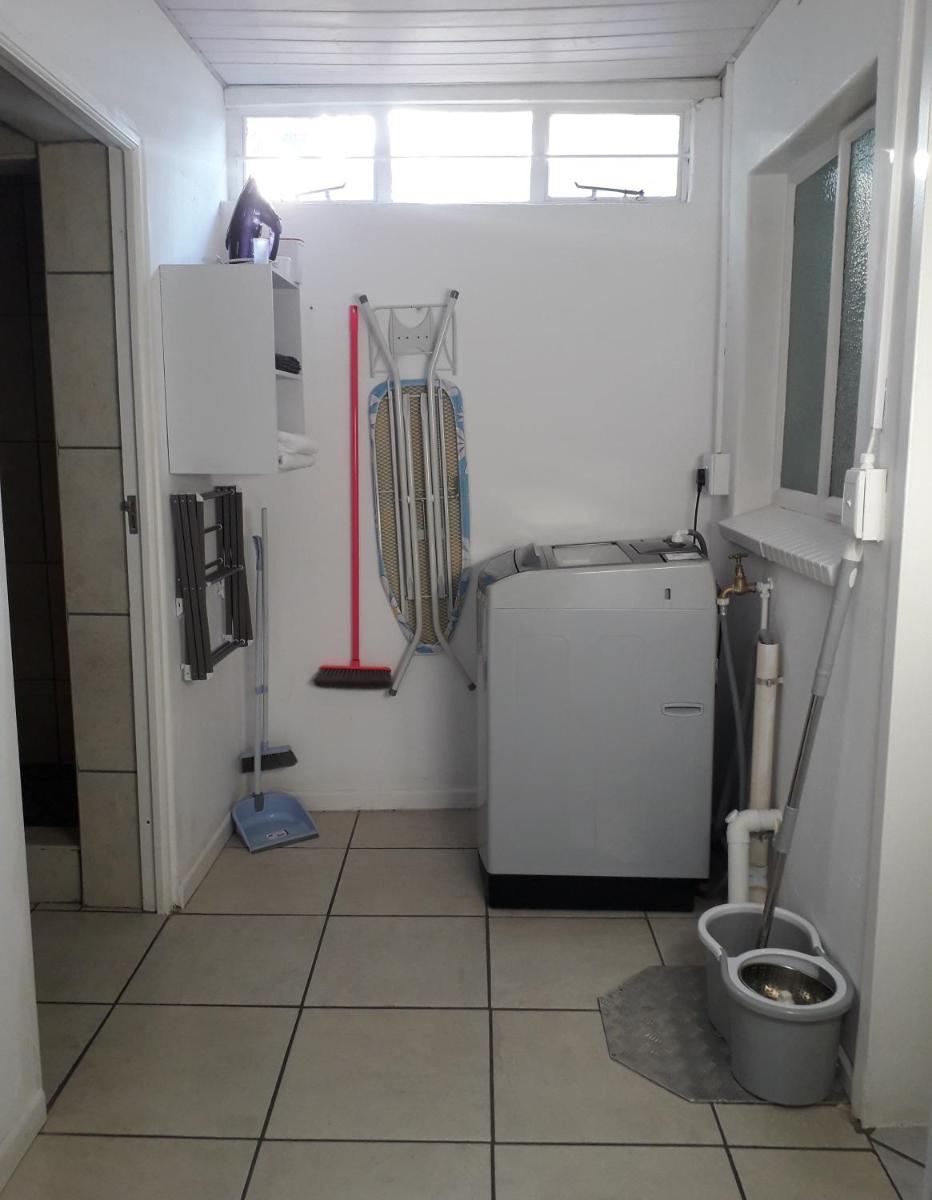 Protea Park Self Catering Guesthouse - Housity