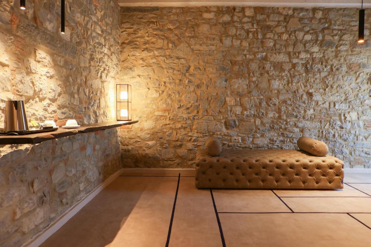 Castello Di Meleto - Housity