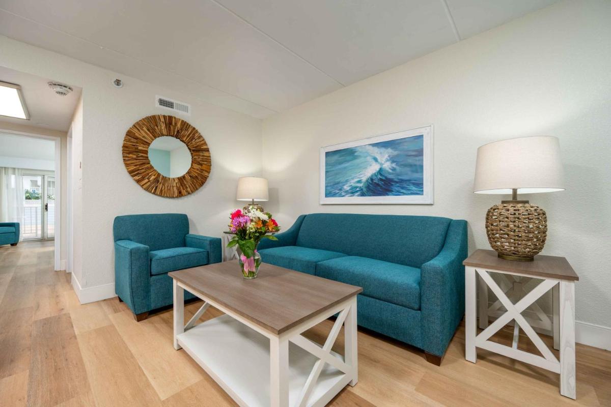 Princess Royale Oceanfront Resort - Housity