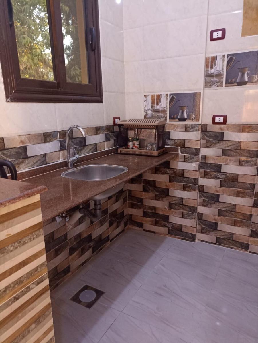 Awi Guest House - Housity