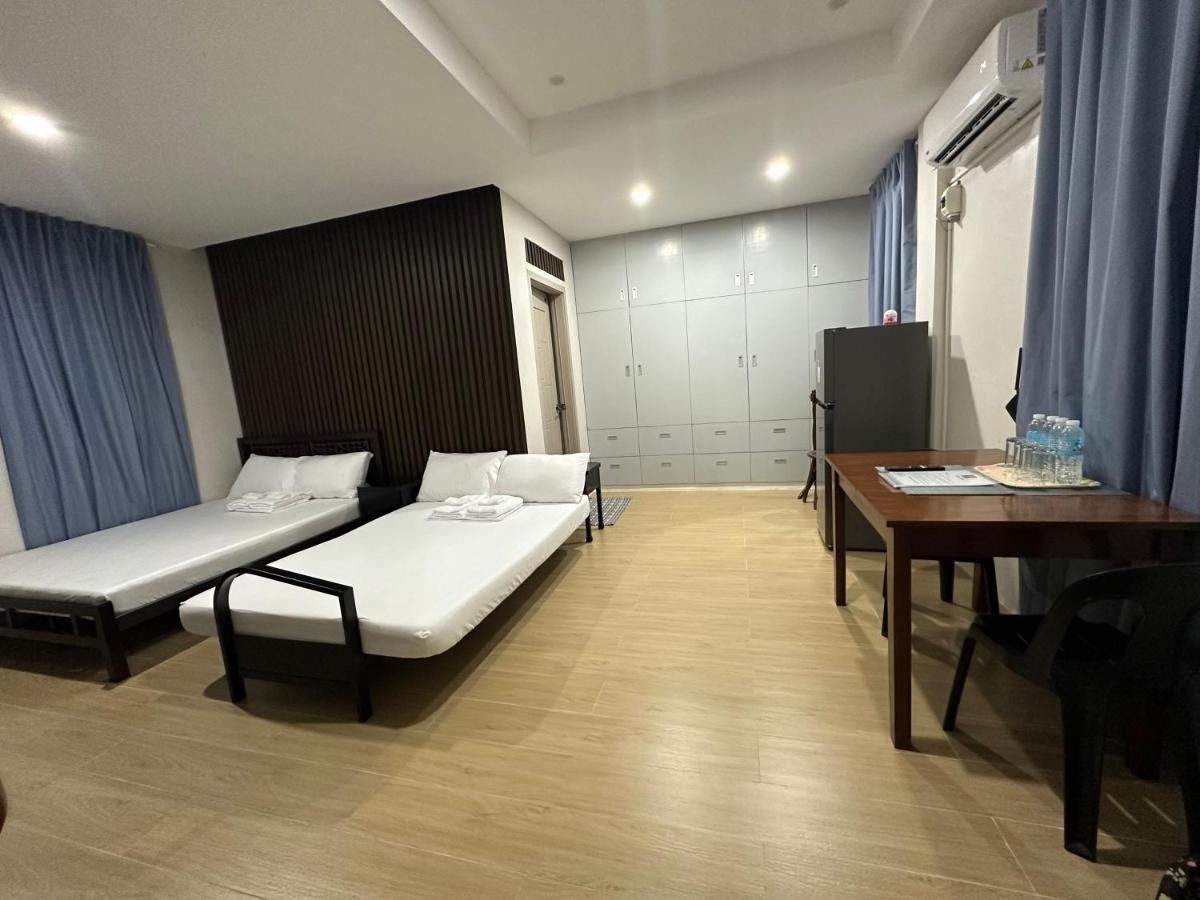 Vals Farm Guesthouse - Housity