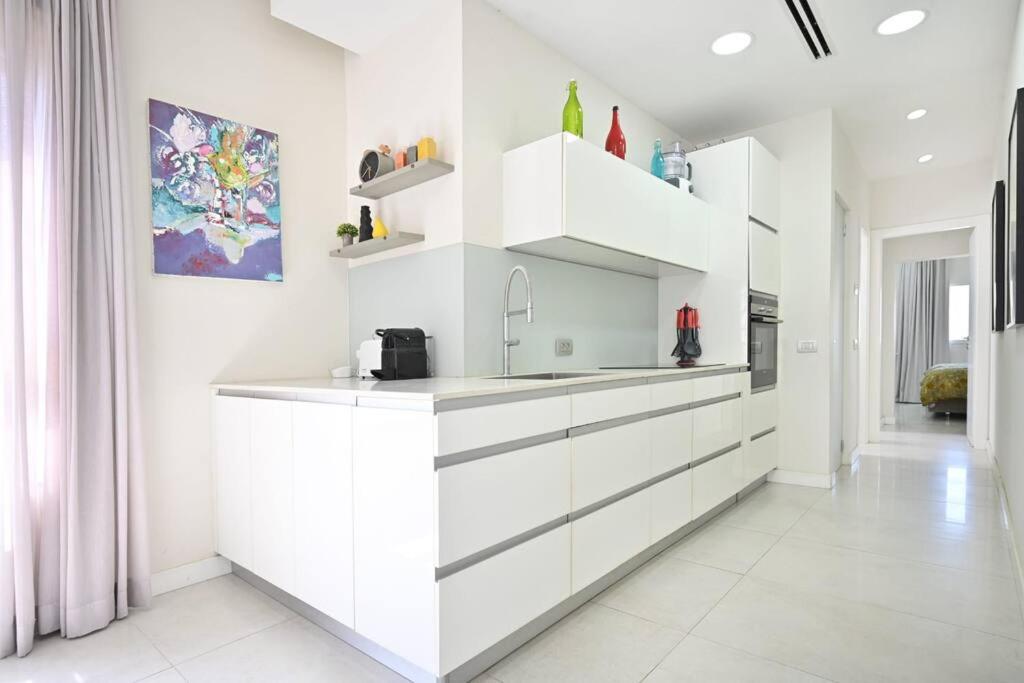 Seaside Apt Balcony&Parking ! - Housity