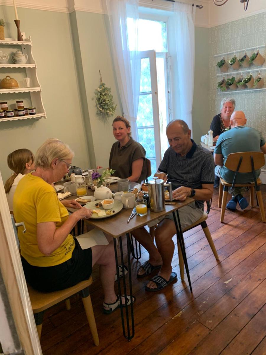 Gyves House - Housity