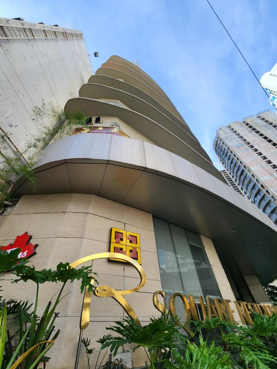 Nordic Rsquare Manila - with Pool Access - Housity