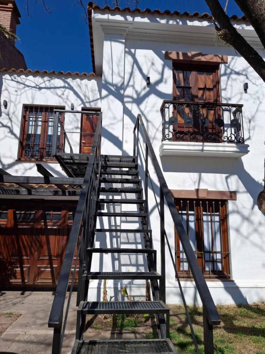 Los Tarcos Guest House - Housity