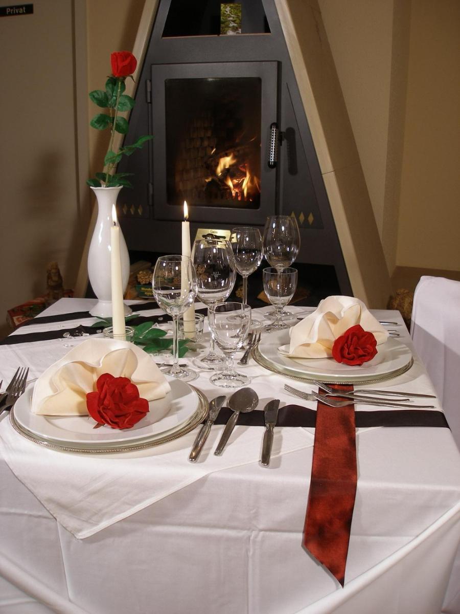 Landgasthof Zum Wolfsberg - Housity