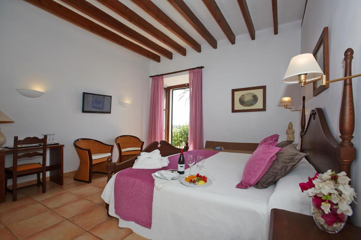 Cama o camas de una habitación en Hotel Son Trobat Wellness & Spa