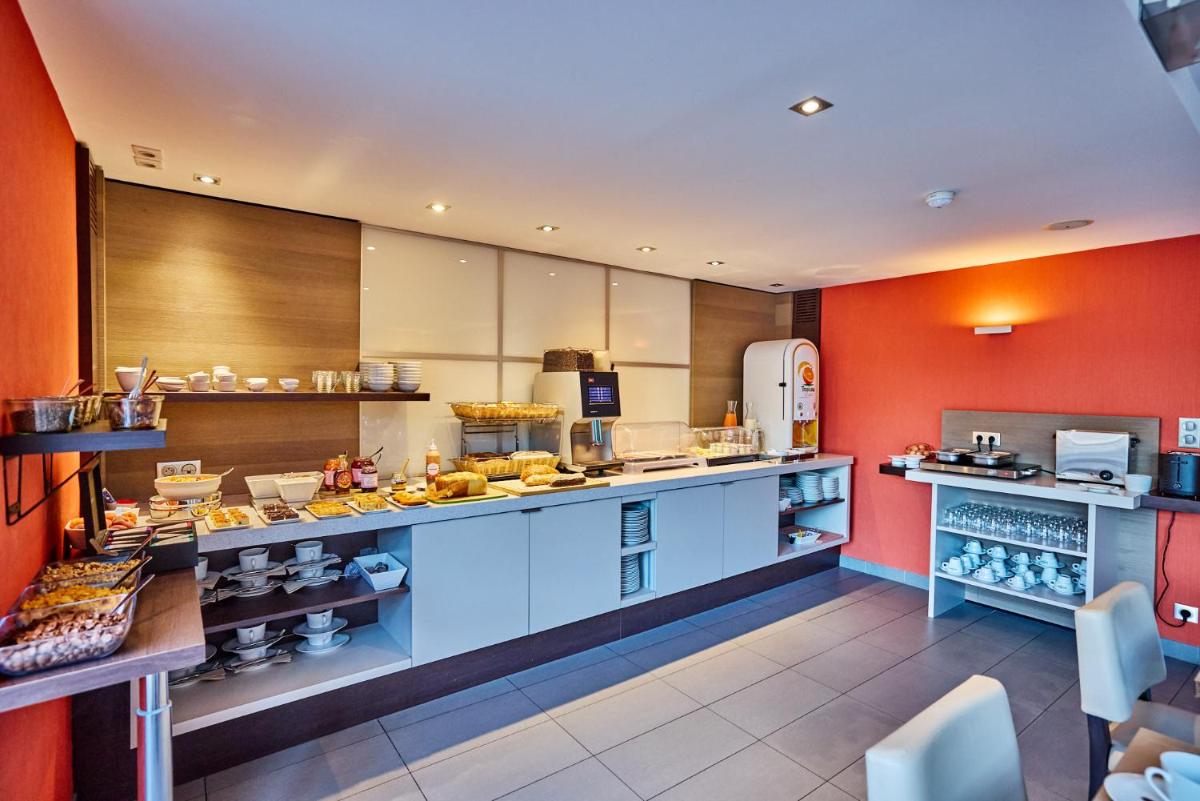 Nourriture dans l'hôtel ou à proximité