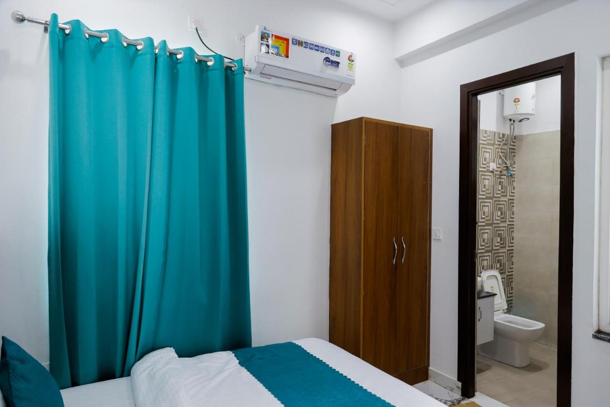 Hotel Parth Inn - Housity