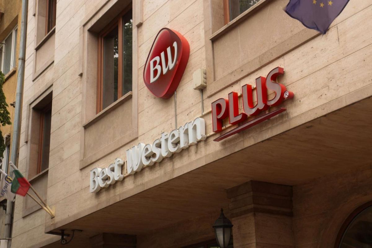 Best Western Plus Bristol Hotel - Housity