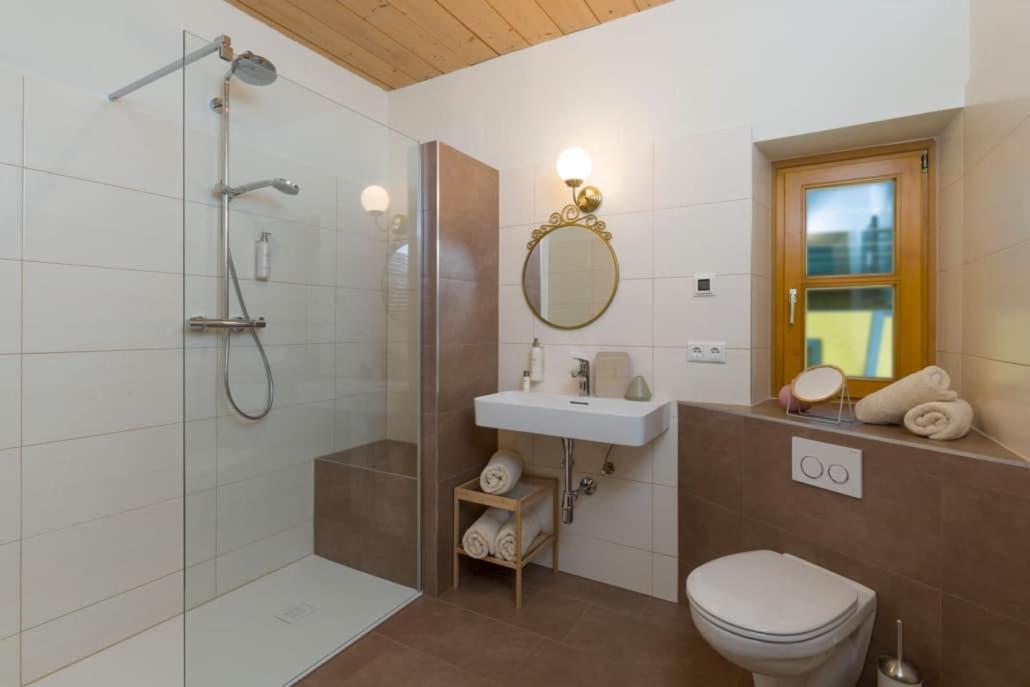 GIRBL bio ZIMMER - Housity
