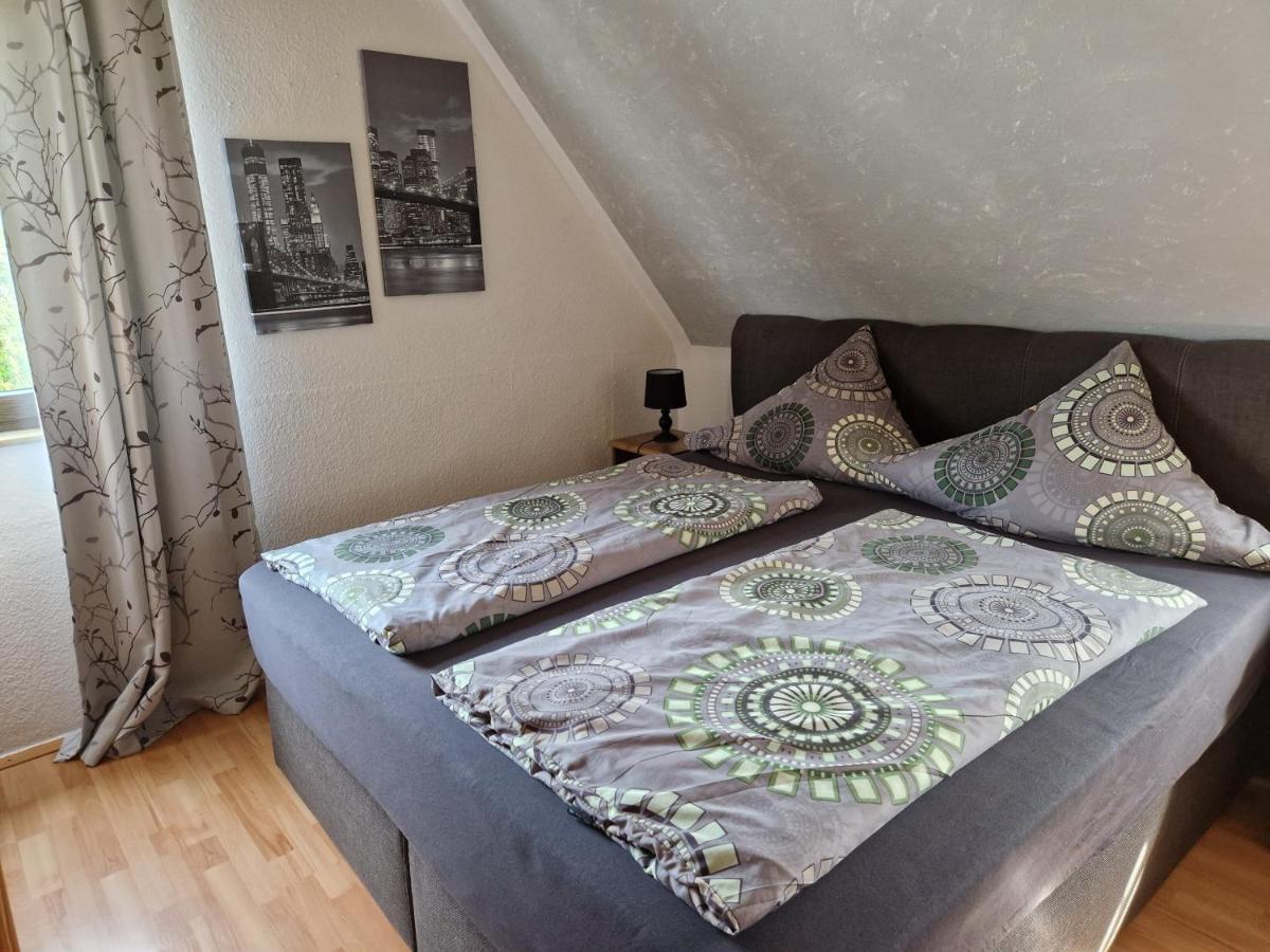 Ferienwohnung Parkblick Medebach - wunderschöne 52qm Dachterasse - in der Nähe von Center Parcs - Hizvo