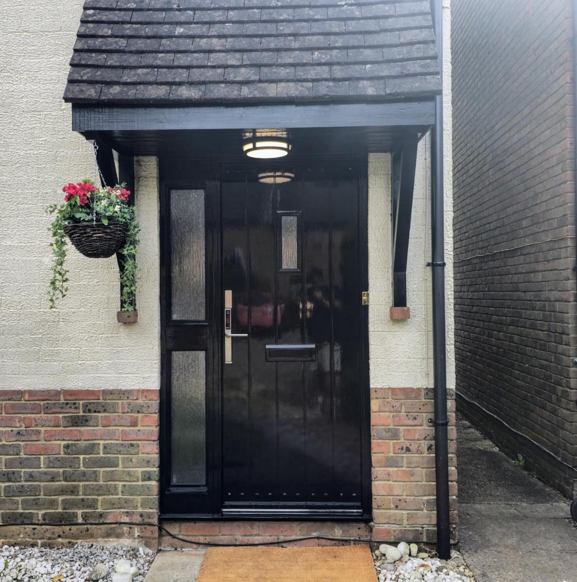 Grassmere - 3 bed house with private garden - Housity