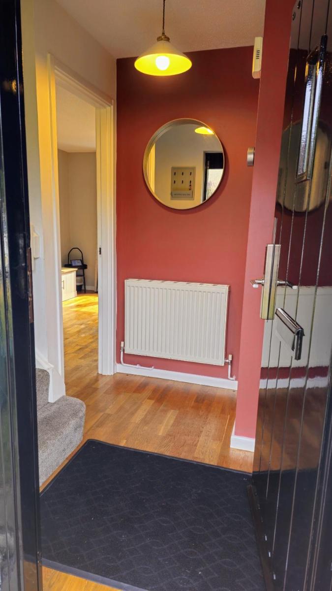 Grassmere - 3 bed house with private garden - Housity
