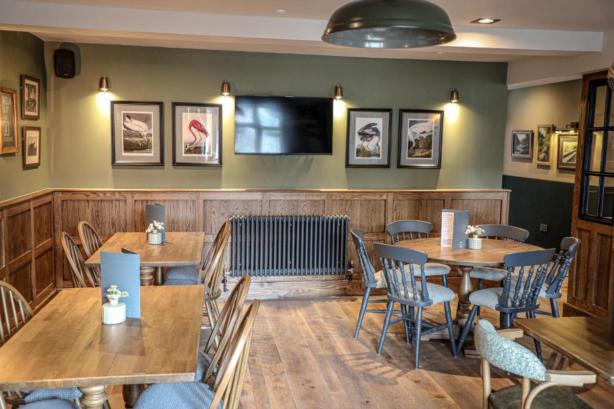 Bridge End Hotel - Housity