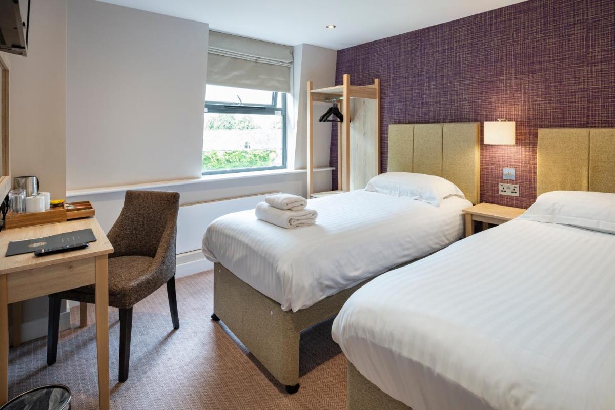 Lydiard Park Hotel & Conference Centre - Housity
