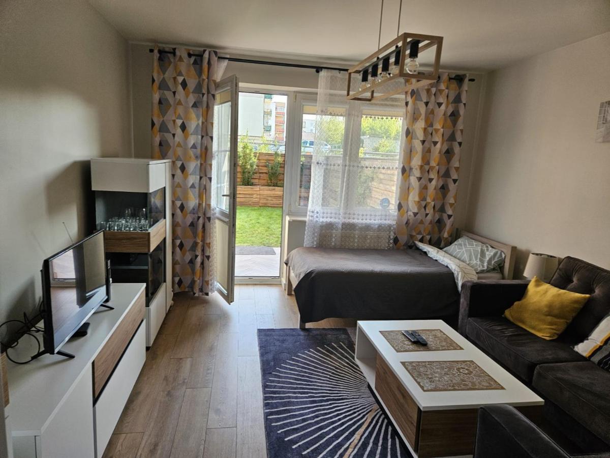 Apartament z ogrodem - Housity